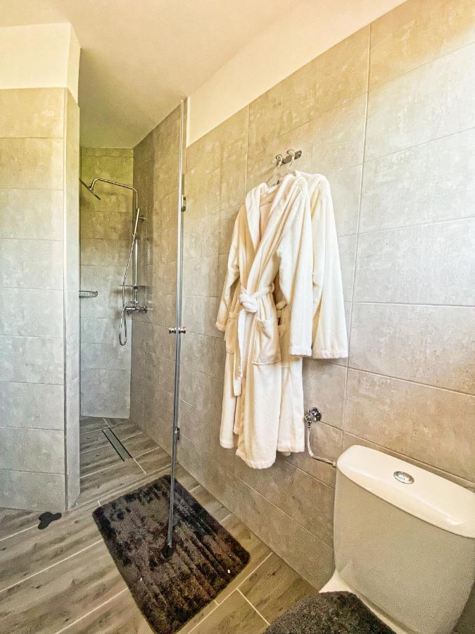 Apartmani Fenestra オトチャッツ エクステリア 写真